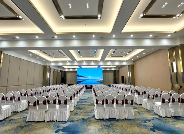 年會(huì)場(chǎng)地怎么選？奢華、豪華、舒適一網(wǎng)打盡